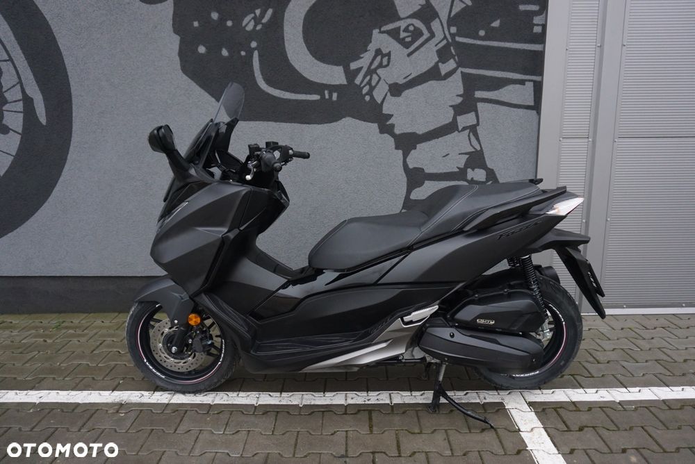 Honda NSS - 8
