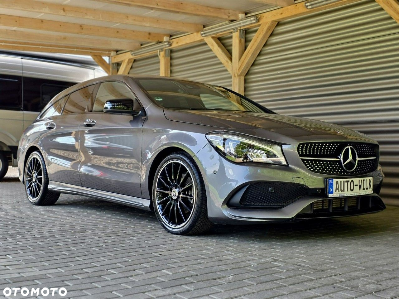 Mercedes-Benz CLA 200 AMG Line - 10