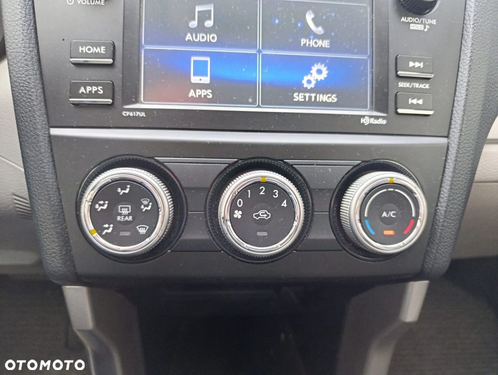 Subaru Forester 2.0i Comfort Lineartronic - 19