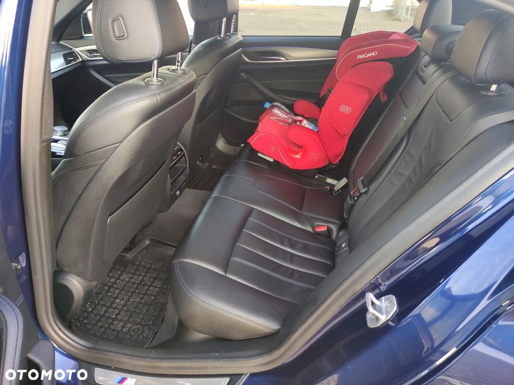 BMW Seria 5 520d M Sport - 11