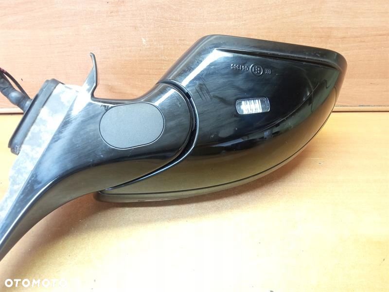 LUSTERKO PRAWE MERCEDES E KLASA W213 182 STREFA - 5