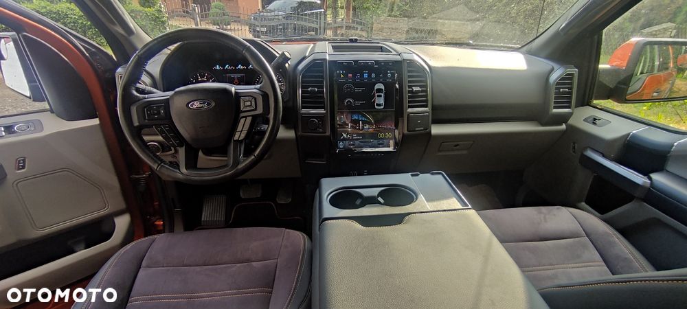 Ford F150 - 8