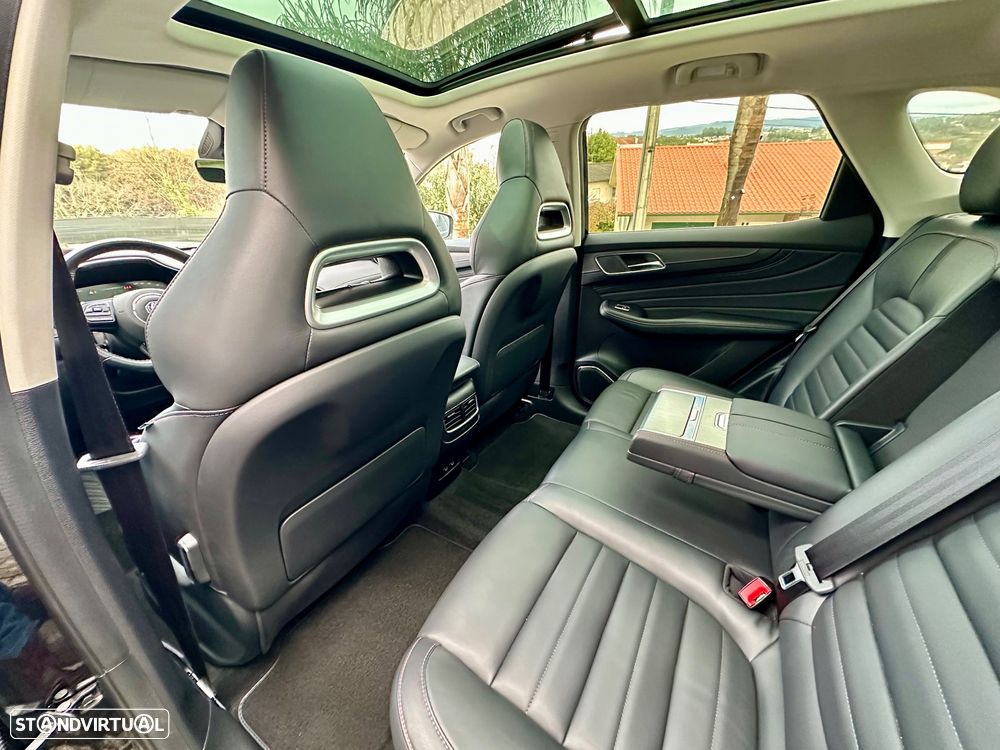 MG EHS 1.5T-GDI PHEV Luxury - 14