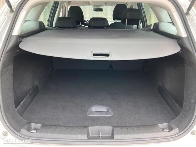 Fiat Tipo Station Wagon 1.3 M-Jet Lounge - 30
