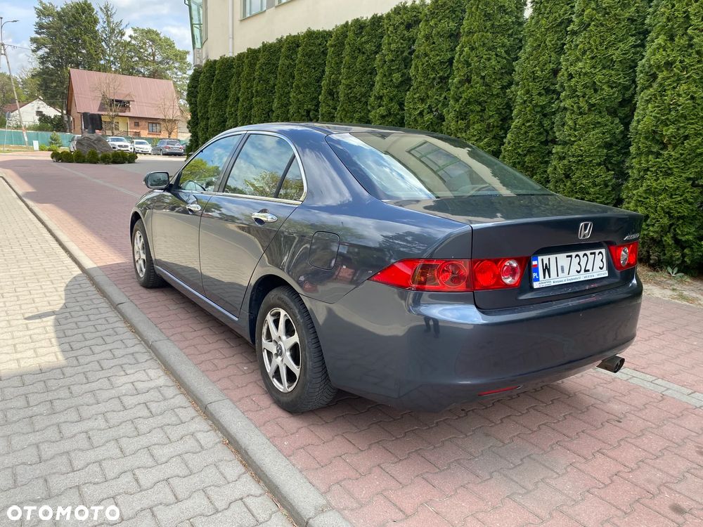 Honda Accord 2.0 Comfort - 6