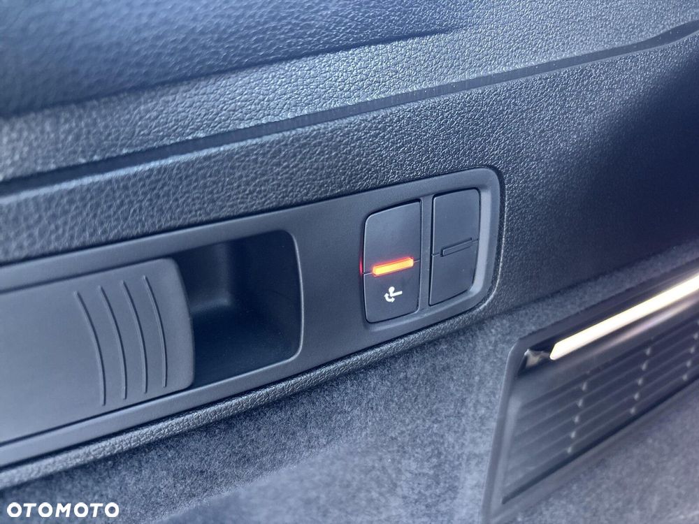 Audi Q5 Sportback - 28