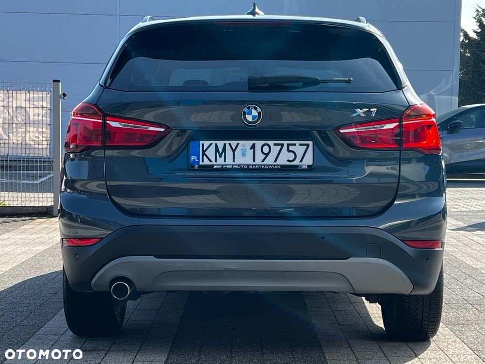 BMW X1 xDrive18d Advantage - 2
