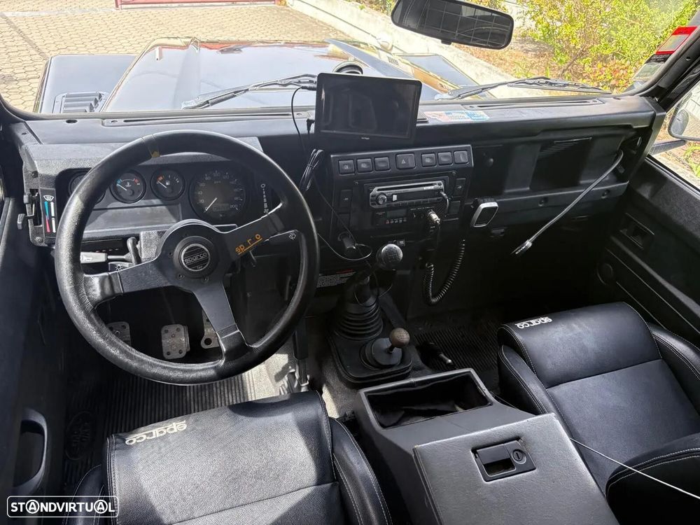 Land Rover Defender 90 2.5 Td5 S - 35