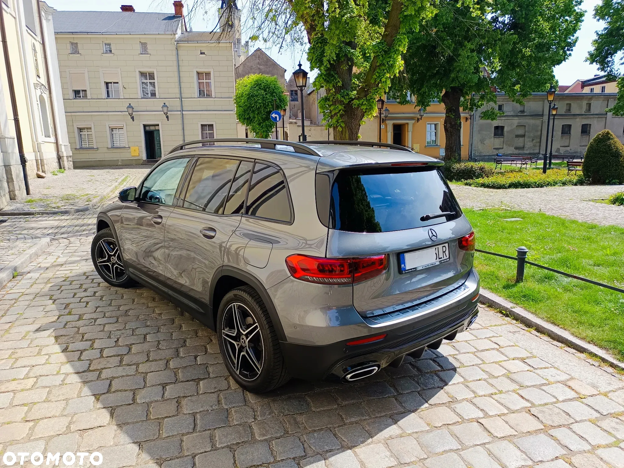 Mercedes-Benz GLB 200 AMG Line 7G-DCT - 3
