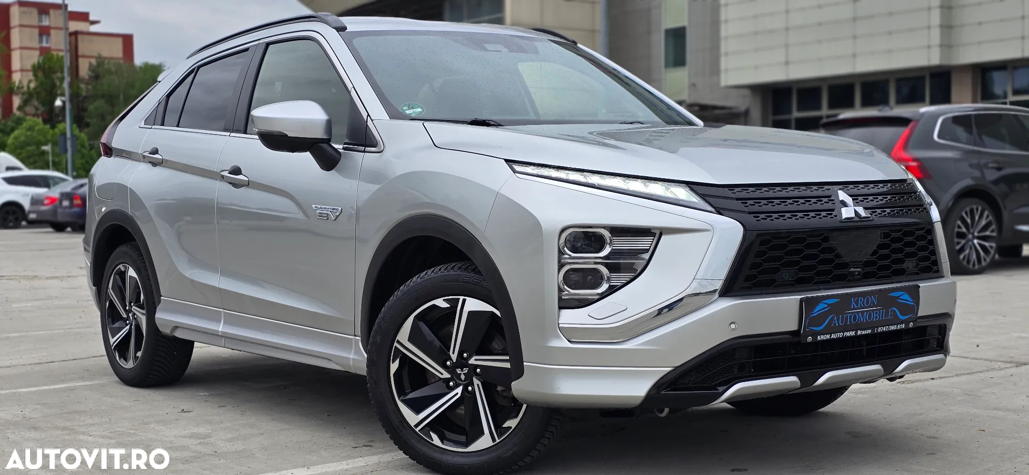Mitsubishi Eclipse-Cross Plug-In Hybrid 4WD Plus Select - 2