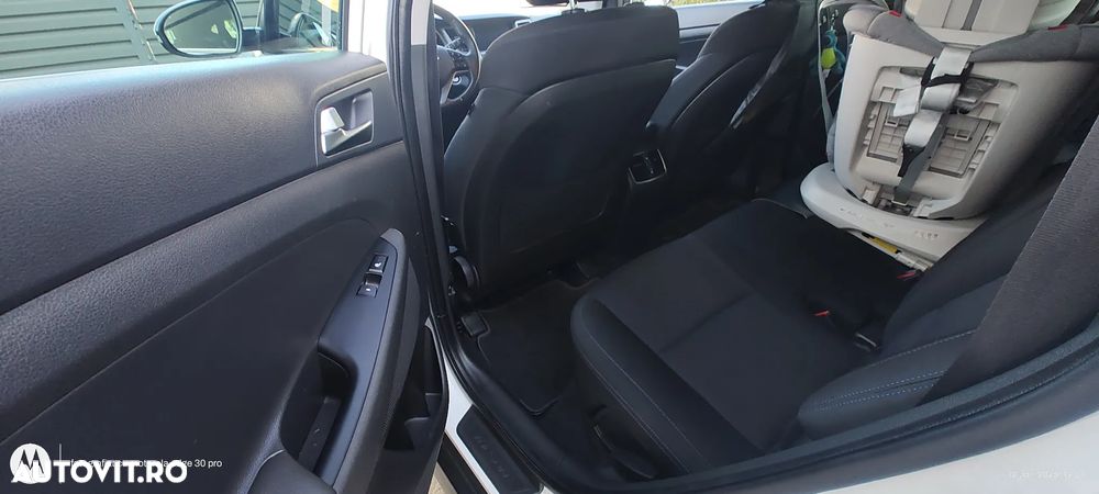 Hyundai Tucson 2.0 CRDI 4WD Automatik Style - 7