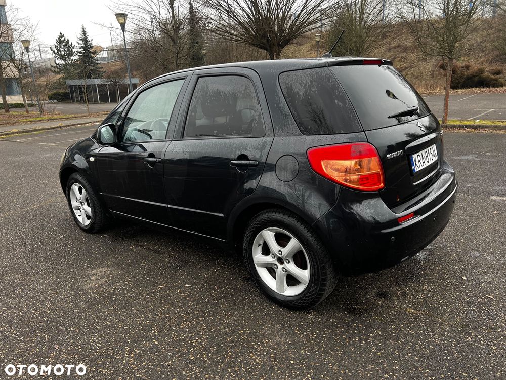 Suzuki SX4 - 7