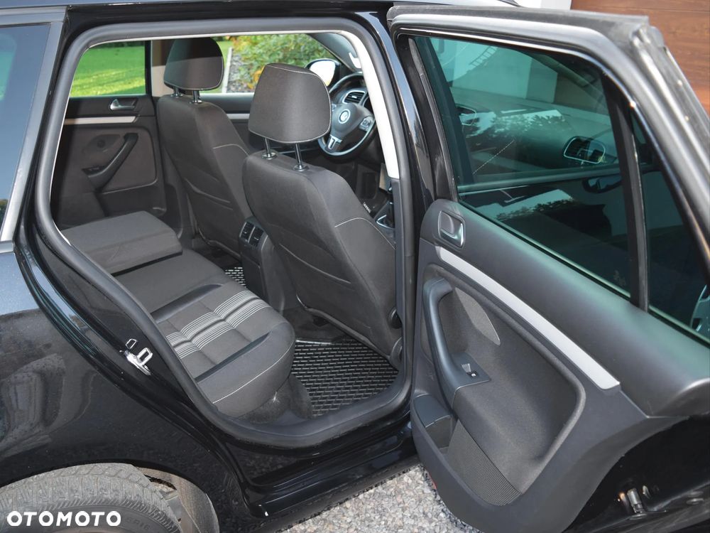 Volkswagen Golf Variant 2.0 TDI DPF MATCH - 11