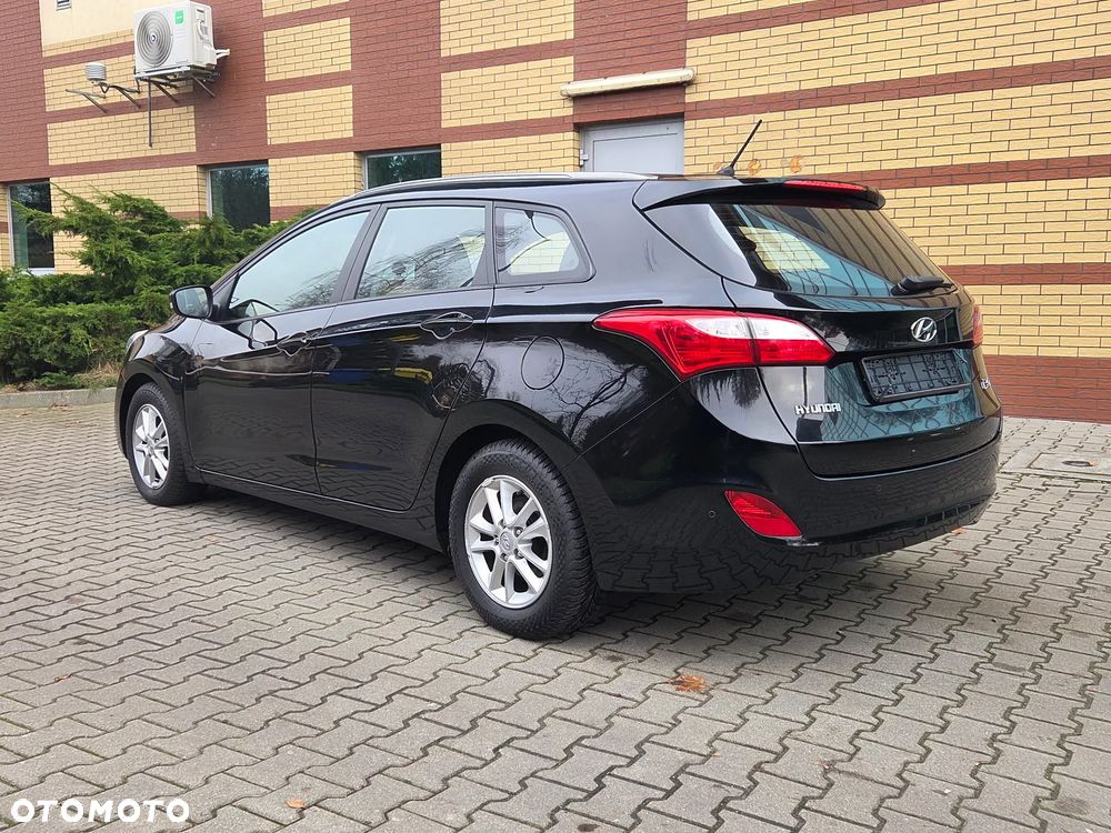 Hyundai i30 i30cw 1.6 CRDi Trend - 11