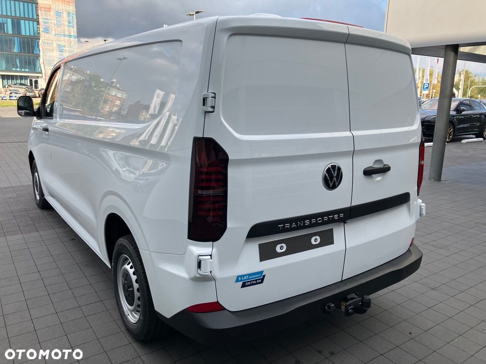 Volkswagen Transporter Transporter Furgon silnik: 2,0 l TDI 150 KM / skrzynia biegów: 8-biegowa automatyczna rozstaw osi: 3500 mm - 8