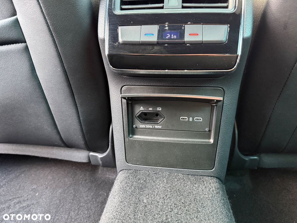 Skoda Superb 2.0 TDI SCR 4x4 Sportline DSG - 31