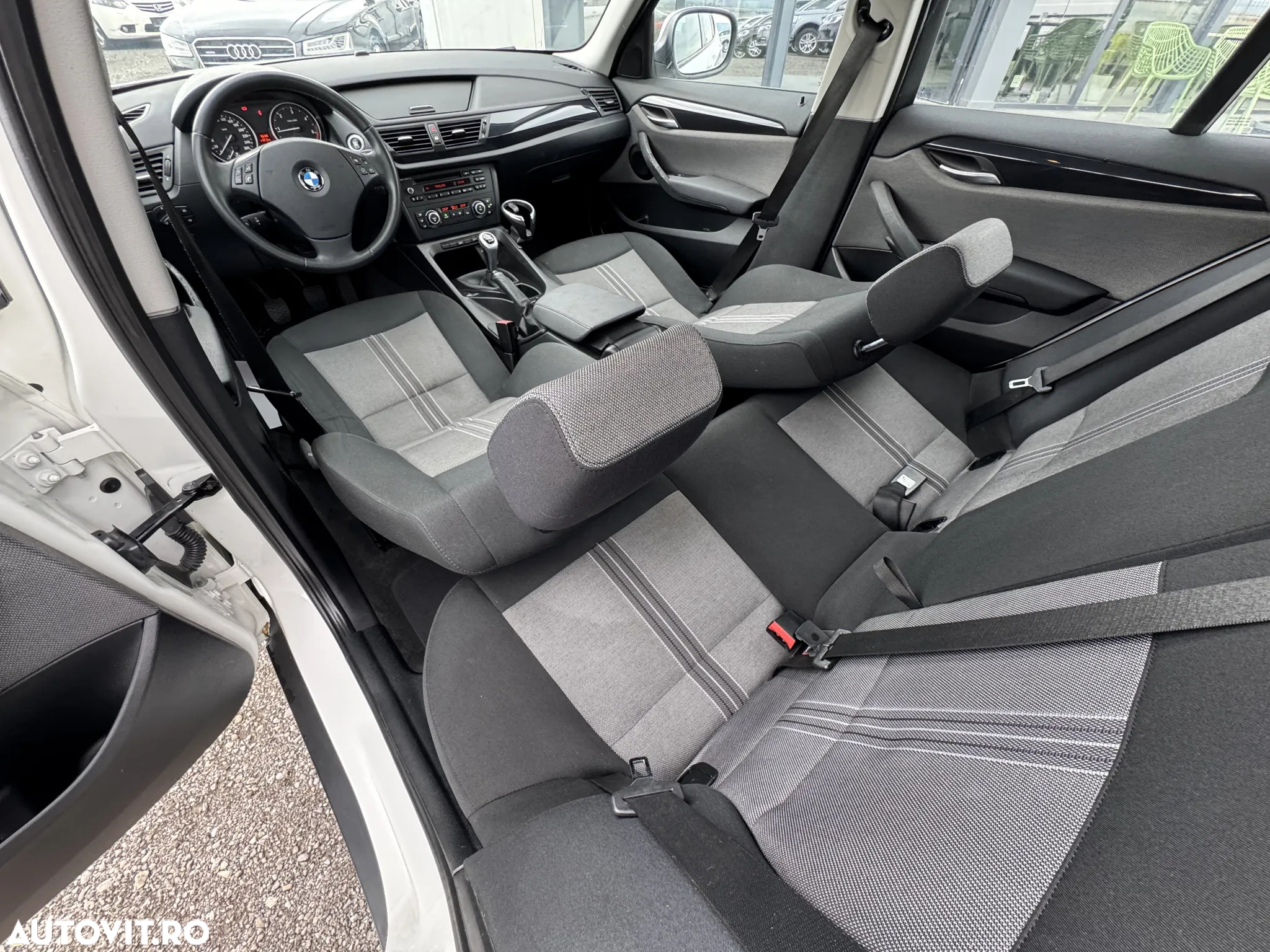 BMW X1 sDrive18d - 22