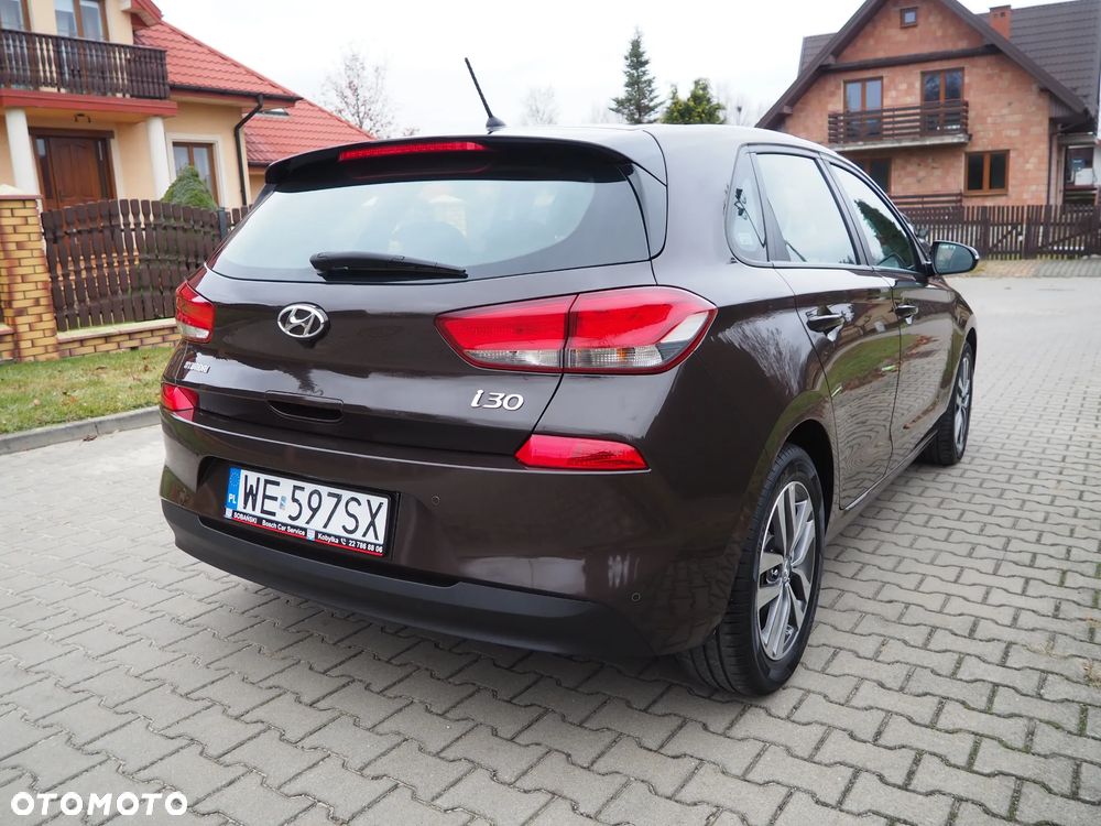 Hyundai i30 1.6 D Comfort - 18