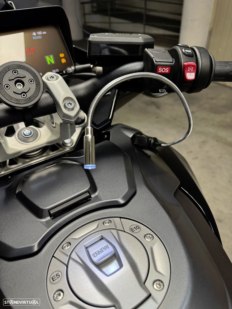BMW R 1300 RT Triple Black - 18