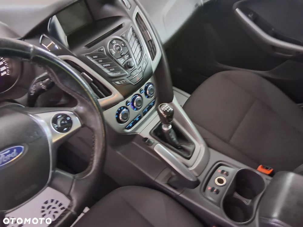 Ford Focus - 27