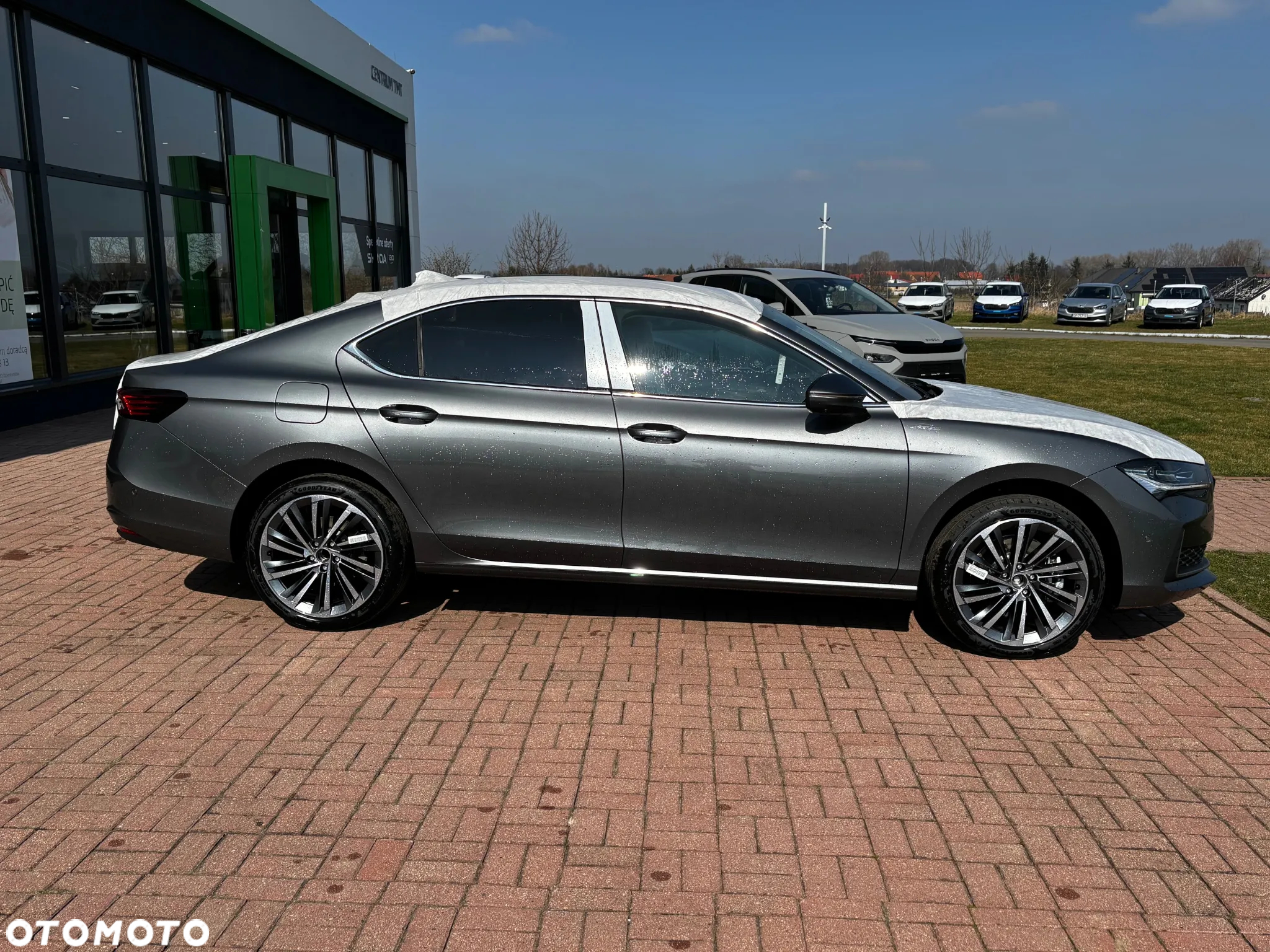 Skoda Superb 2.0 TSI L&K DSG - 6