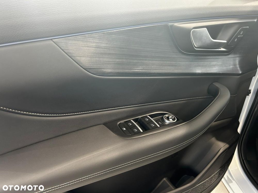 Chery Tiggo 4 1.5 T-GDI HEV Prestige DHT - 9