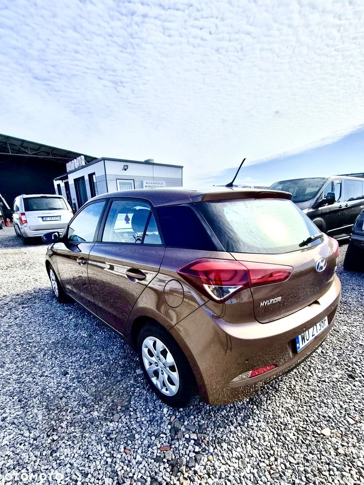 Hyundai i20 1.4 Comfort - 3