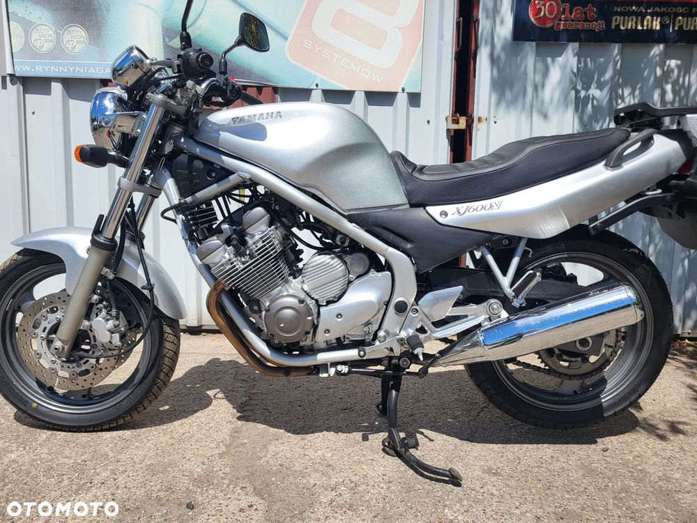 Yamaha XJ - 5
