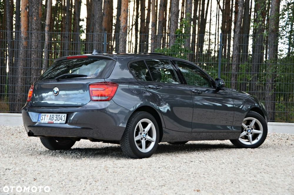 BMW Seria 1 - 23