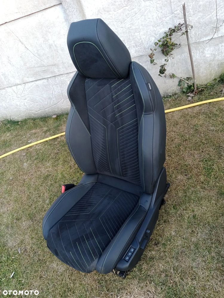 PEUGEOT 2008 II GT LINE FOTEL GRZANY KIEROWCY LUB FOTEL PASAŻERA 19- - 3