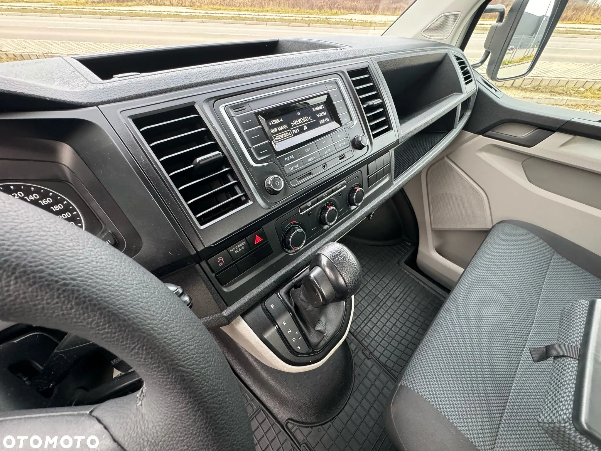 Volkswagen T6 - 9