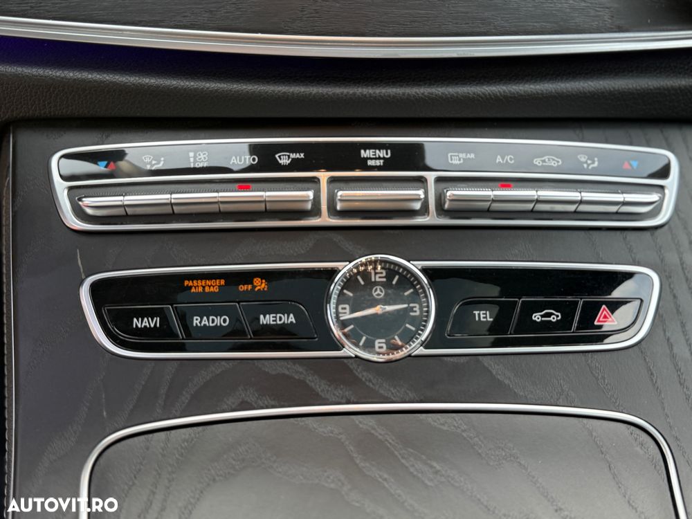 Mercedes-Benz E 450 Coupe 4MATIC Aut. - 9