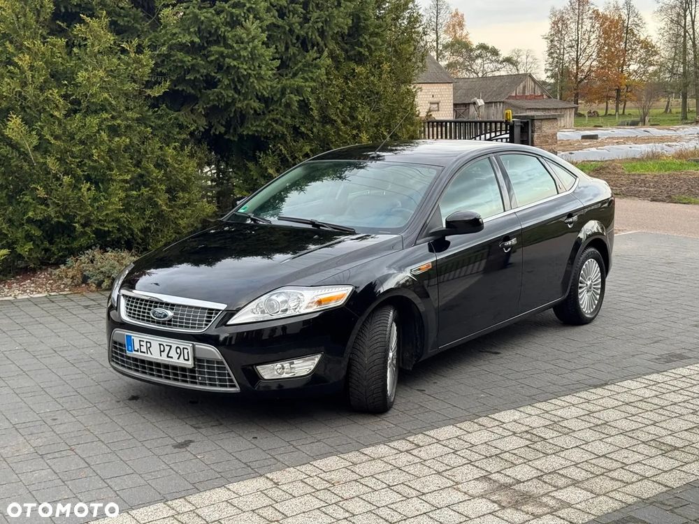 Ford Mondeo 2.0 Ghia - 23
