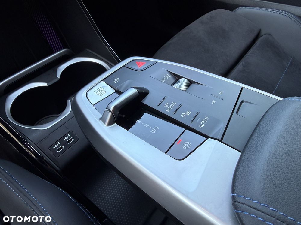 BMW X1 - 15