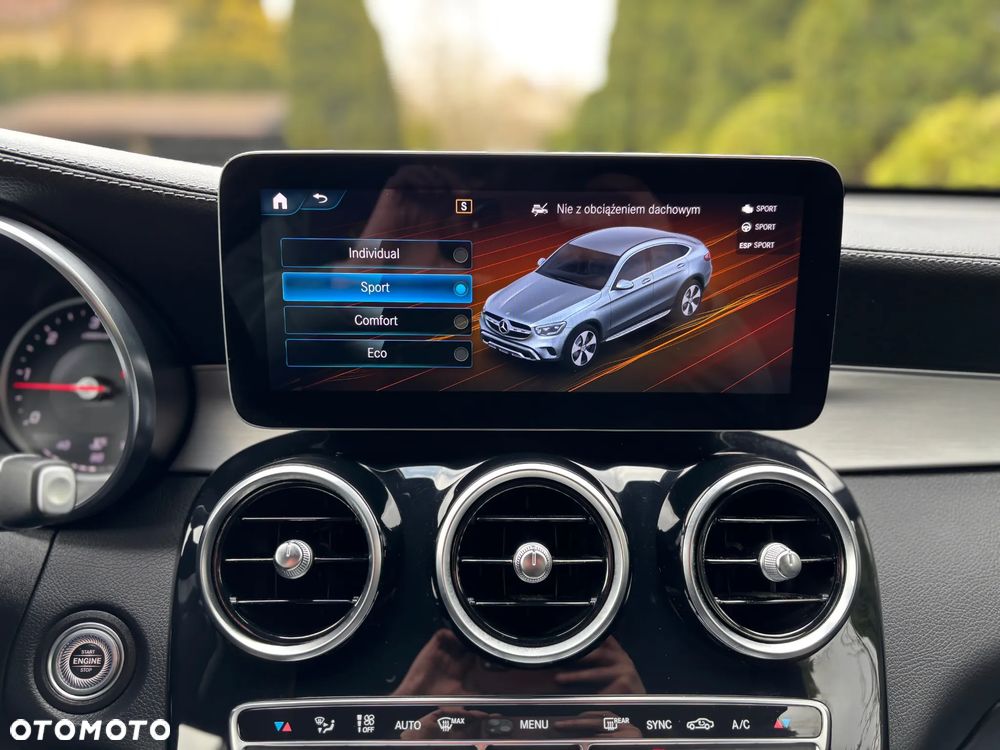 Mercedes-Benz GLC 220 d 4Matic 9G-TRONIC AMG Line - 30