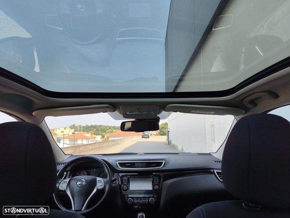 Nissan Qashqai 1.5 dCi N-Connecta - 4