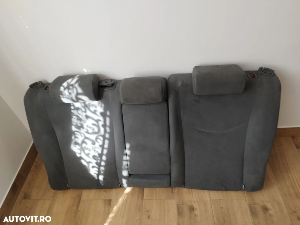 Dezmembrez Toyota Prius 3 - 9