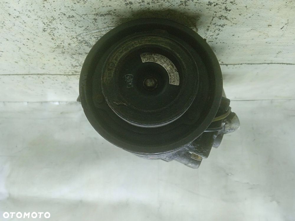Sprężarka Kompresor Klimatyzacji 8D0260805J Vw Passat B5 Lift 1.9Tdi - 3