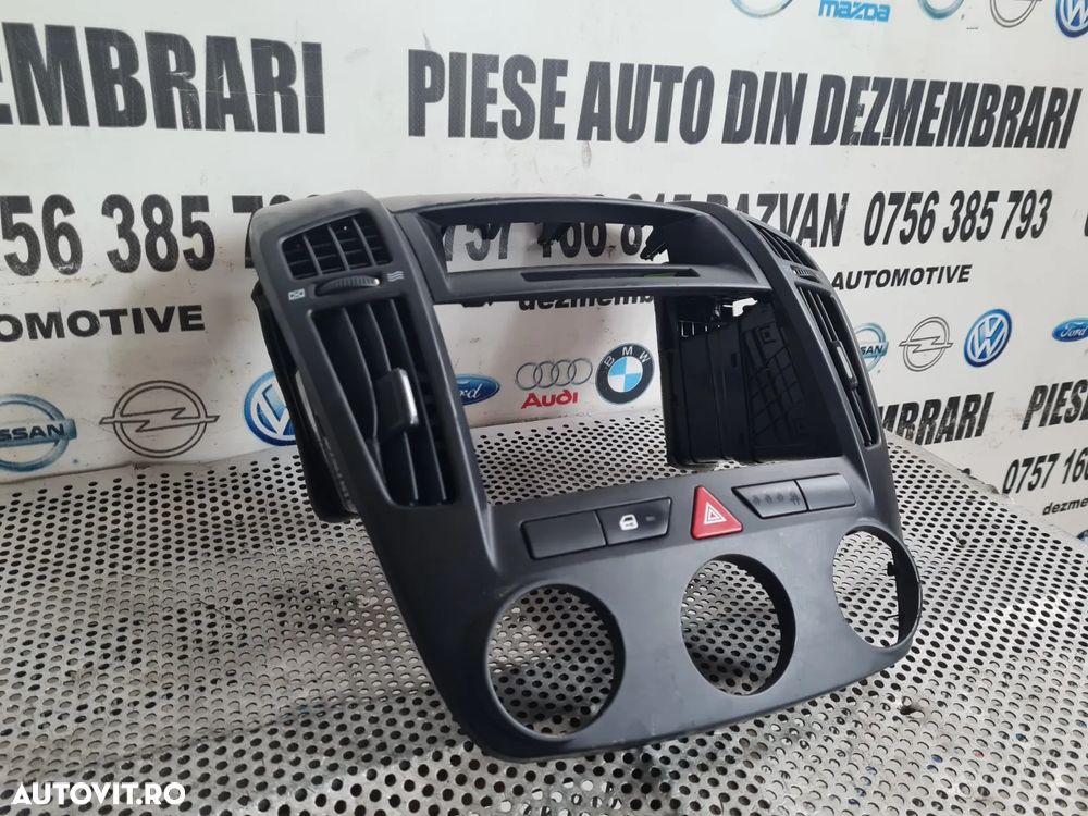 Rama Consola Centrala Grile Grila Ventilatie Bord Centrala Kia Ceed An 2006-2007-2008-2009 Volan st - 4