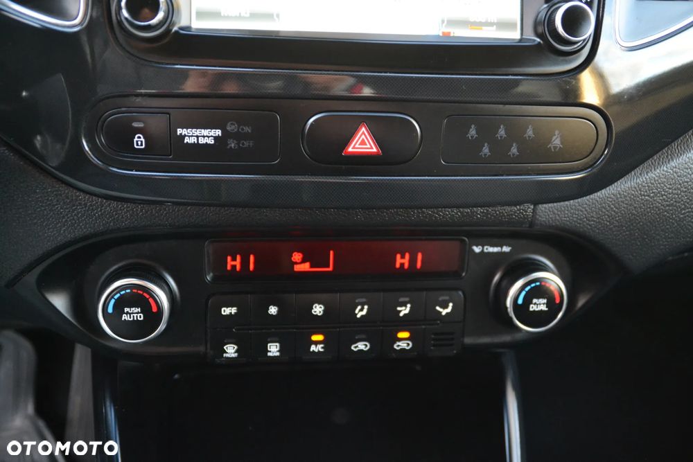 Kia Carens 1.6 GDI Business Line 7os EU6 - 39