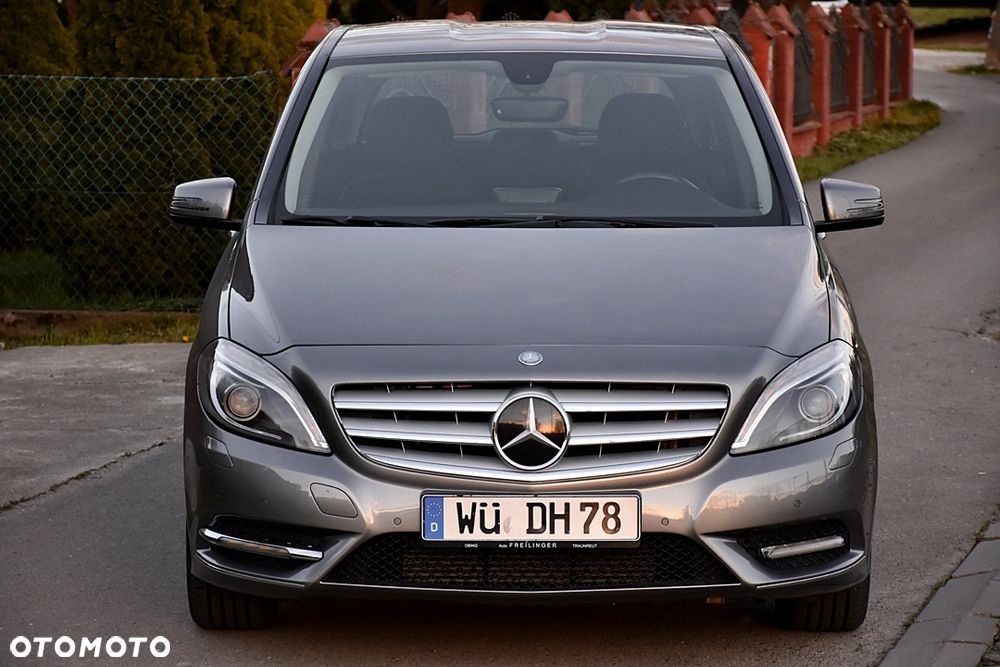 Mercedes-Benz Klasa B 180 BlueEFFICIENCY Edition Style - 15