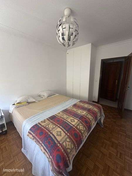Apartamento T2 mobilado para alugar centro da Maia - Grande imagem: 2/7