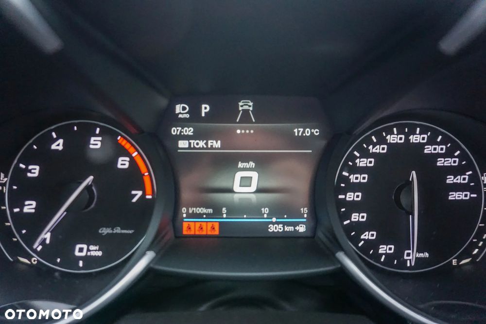 Alfa Romeo Giulia 2.0 Turbo Veloce Q4 - 14