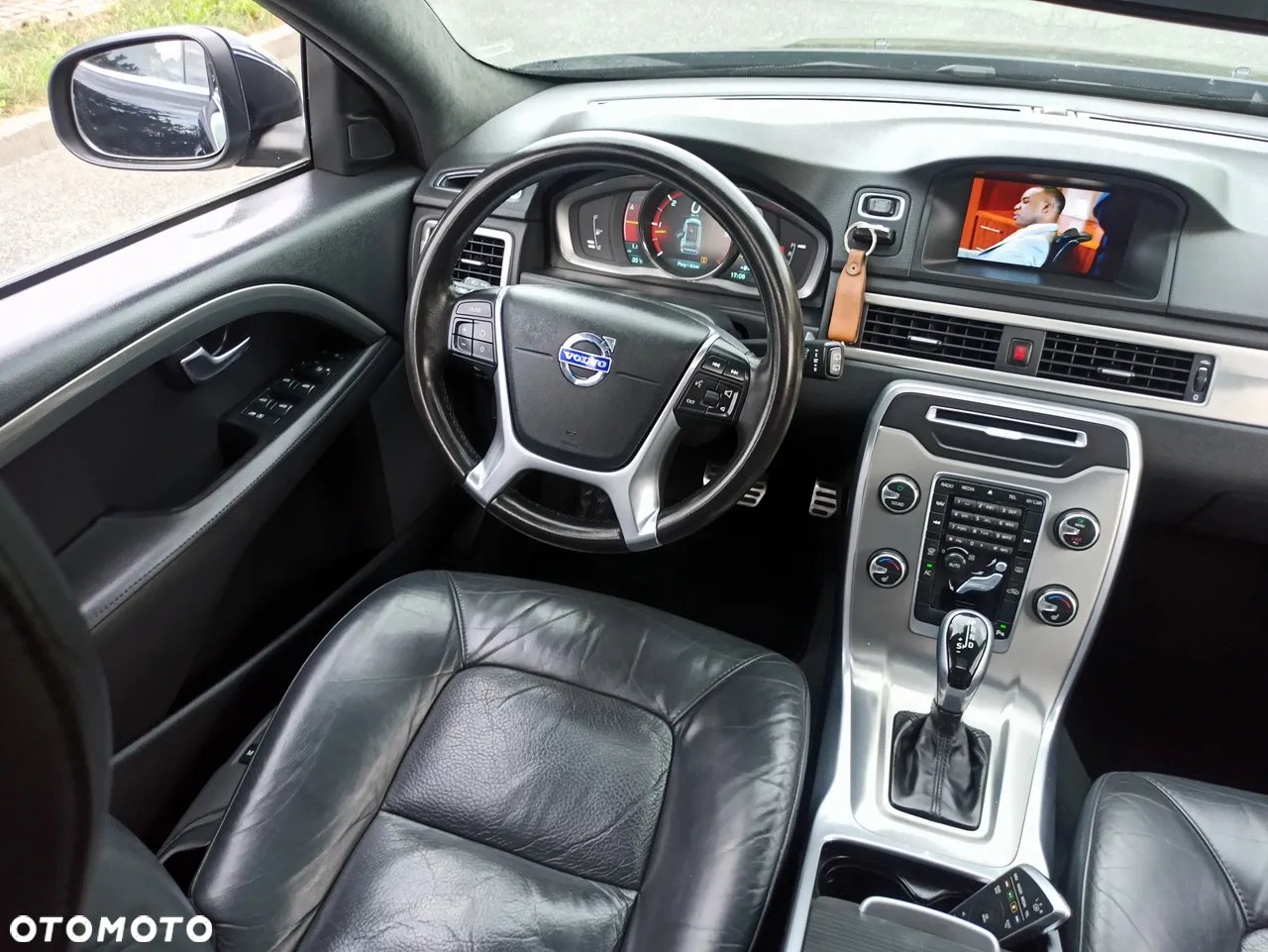 Volvo V70 D4 Geartronic Summum - 13