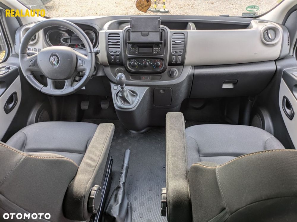 Renault Trafic - 17