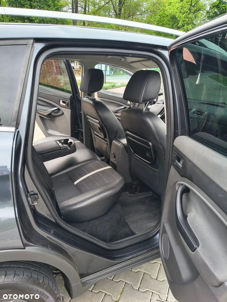 Ford Kuga 2.0 TDCi 4x4 Titanium - 11