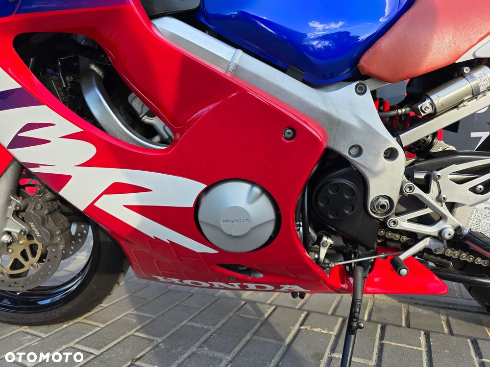 Honda CBR - 9