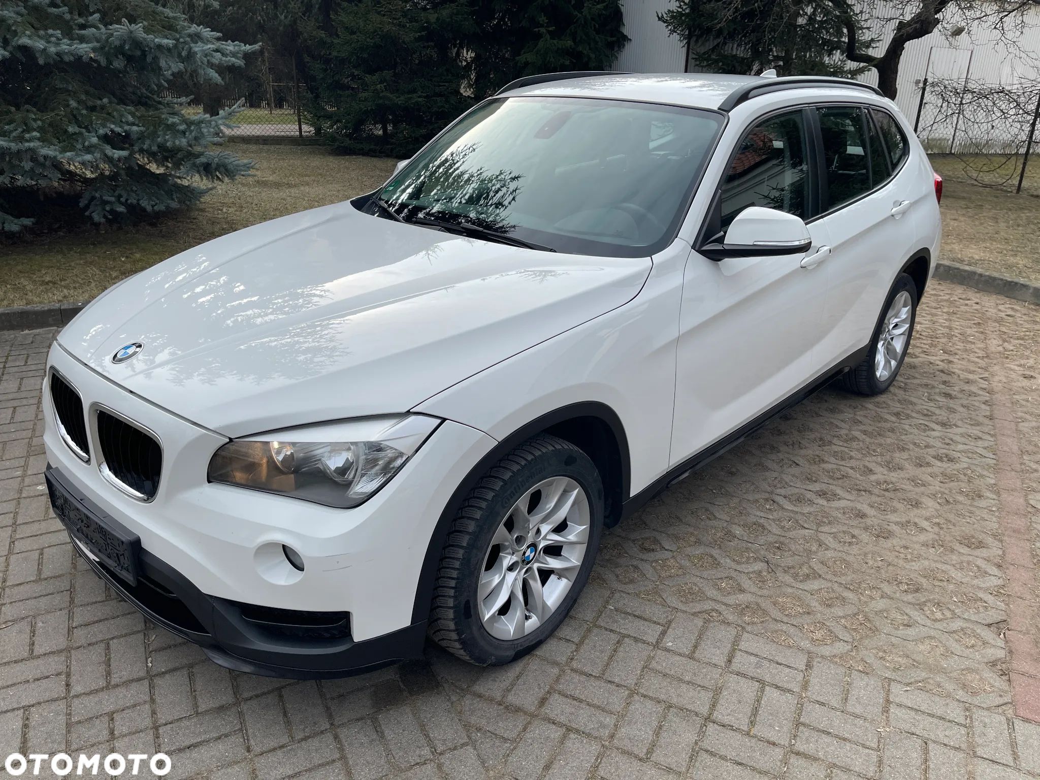 BMW X1 sDrive16d Sport Line - 1