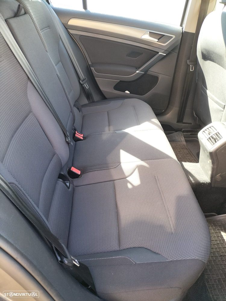 VW Golf Variant 1.6 TDi BlueMotion Confortline - 3