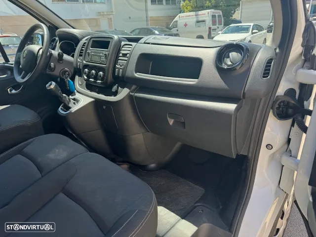 Renault TRAFIC H1L1 DCI 120 Grande Conforto - 17